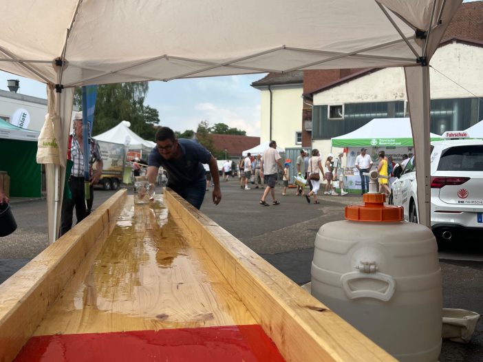Das Maßkrugschieben in Triesdorf